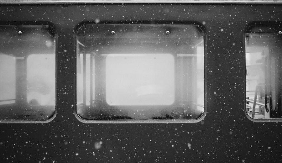 In praesentium aut et aut hero image